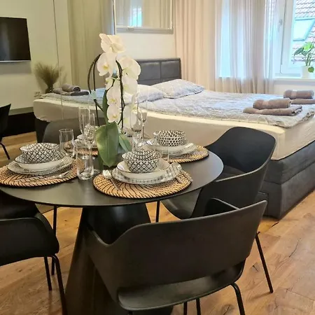 Apartment Ju3 Ljubljana